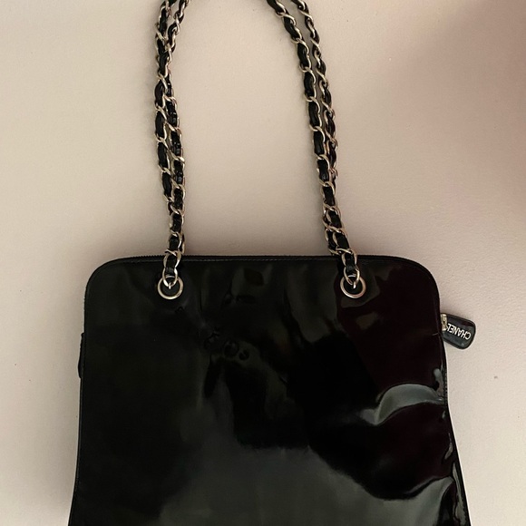 SOLD Authentic Chanel bag - Picture 4 of 13